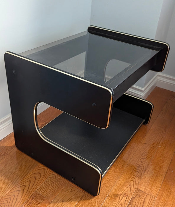 Elegant Noir Side Tables